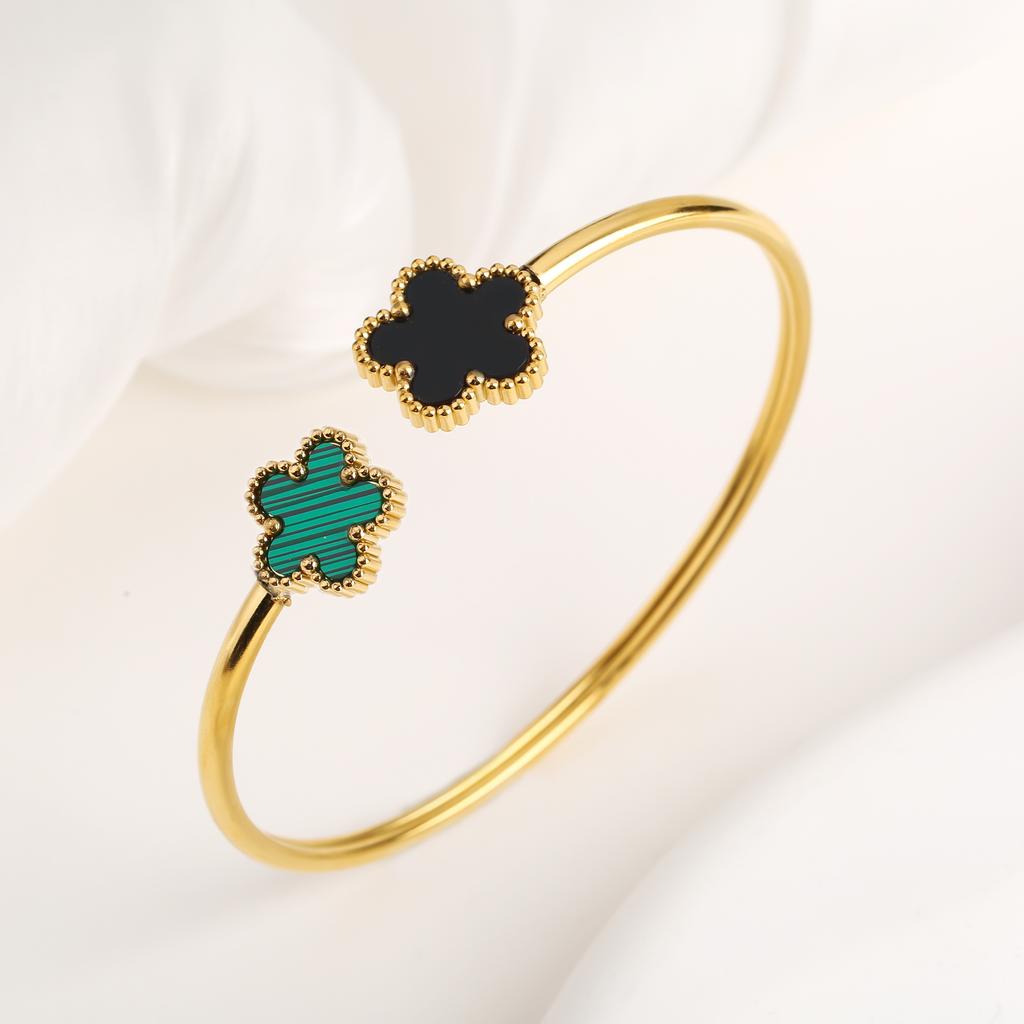 Gold-Plated Stainless Steel Five-Leaf Flower Open Bangle Luxury For Woman Girl Party Lucky Jewelry Accessories Daily Wear Clover
