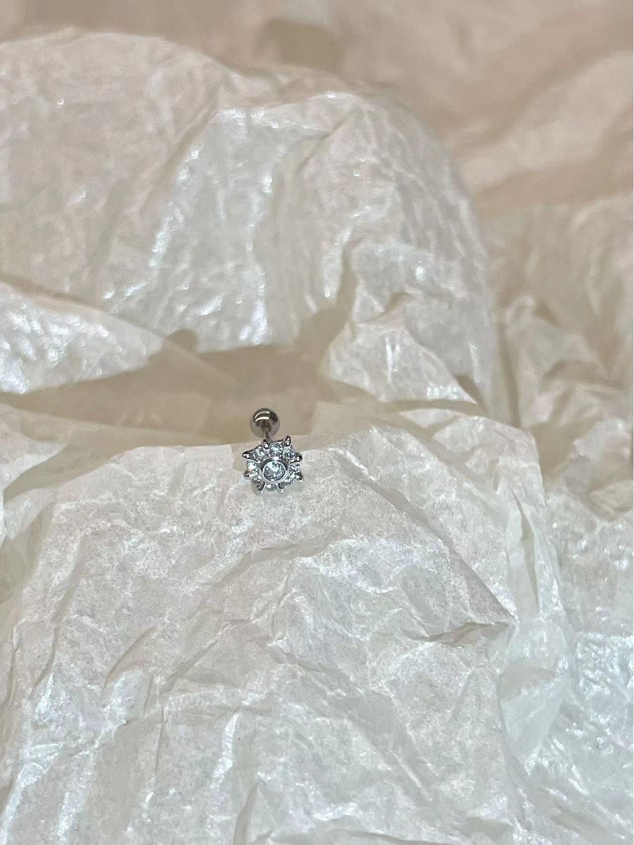 

Персонализированные элегантные серьги: Универсальные гвоздики для ушных косточек и уникальные высококачественные кохлеарные гвоздики для милого и стильного стиля