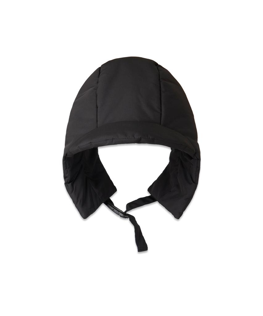 MACKY Cozy Padded Cap Black