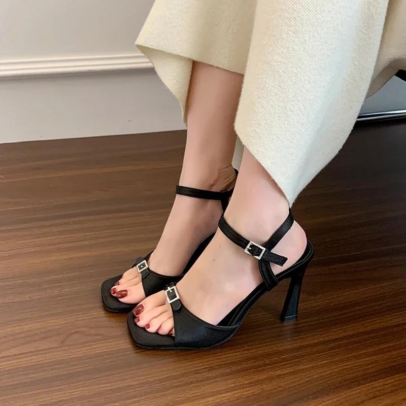 Fashion Women's Fashion Open Toe Simple Casual One Strap Non-Slip High Heels Summer New Square Toe Stiletto Sandals