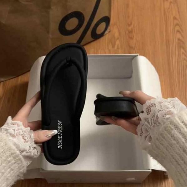 

Fashion Flat Shoes Female Rubber Flip Flops Womens Slippers Outdoor Slides Beige Heeled Sandals Pantofle Fashion Hawaiian Black 2025 35