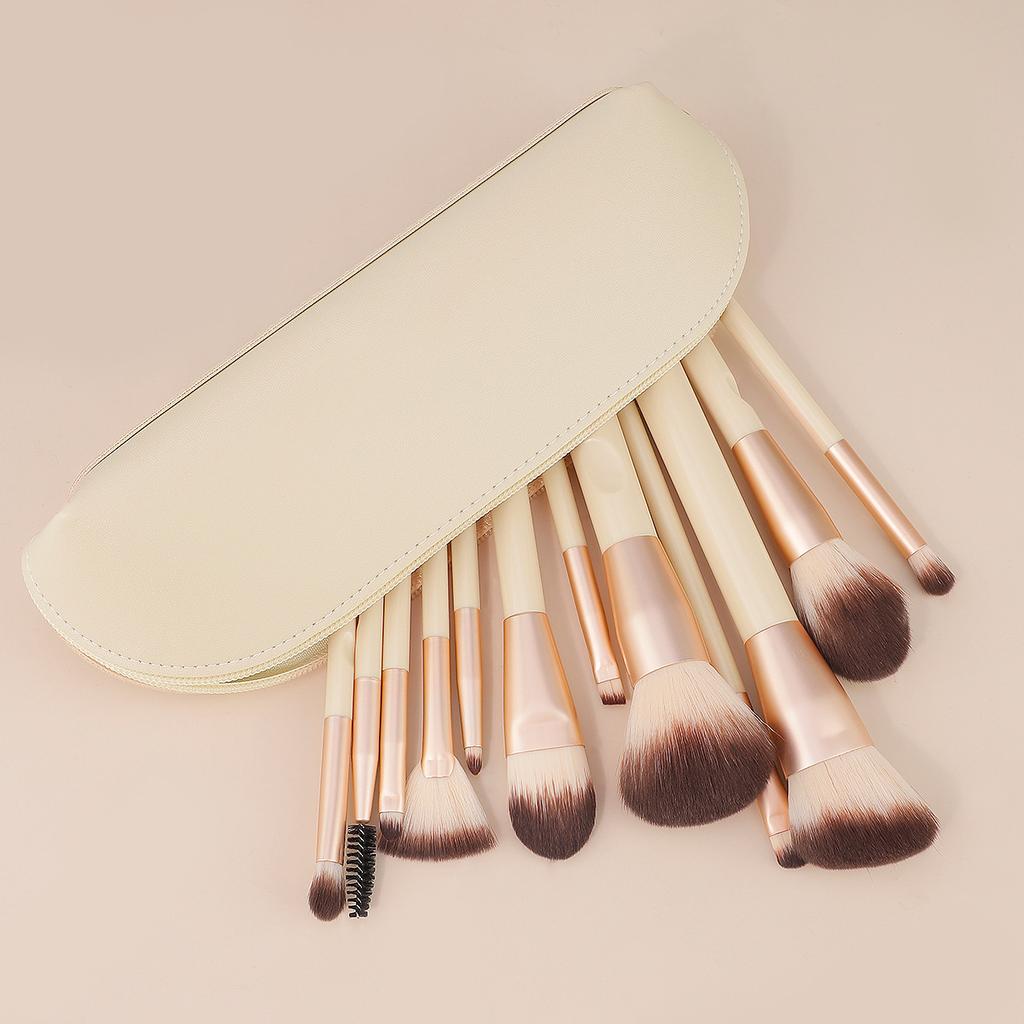 Hot-selling 12 Makeup Brushes Soft Bristles Eyeshadow Highlight Grooming Highlight Loose Powder Brush Foundation Brush Beauty Tools