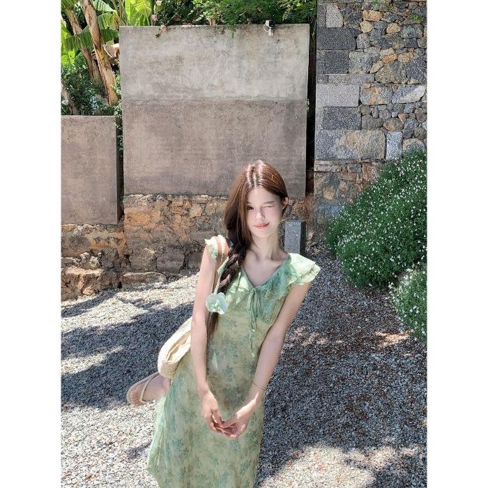 French Green Small Fly-sleeve Floral Dress for Women, a Uniquely Beautiful and Stunning Long Dress for Summer Beach Vacations