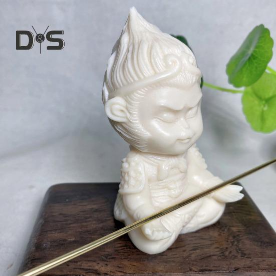 Tagua Wukong Figure Great Sages Equalling Heaven Figurine Statue Sculpture Cartoon Monkey King Model Desktop Decoration Ornament