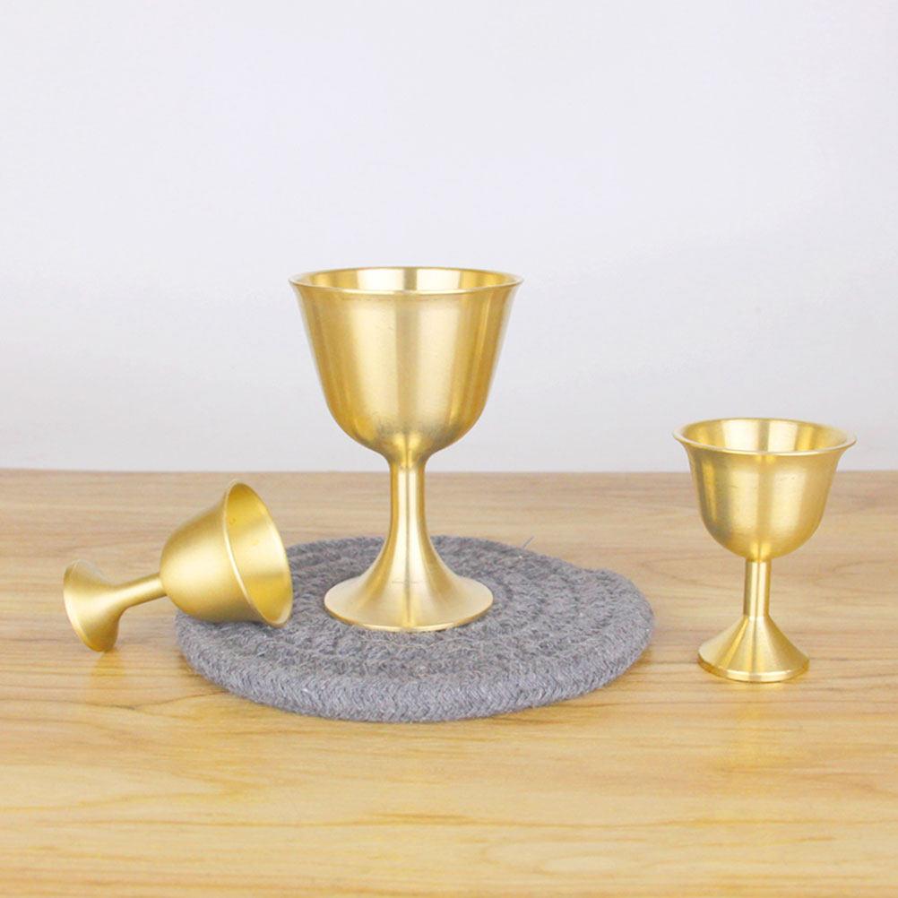 1Pcs Elegant Brass Cup Gold Finish Temple Offering Vessel for Wealth God Rituals Retro Decorative Buddhist Altar