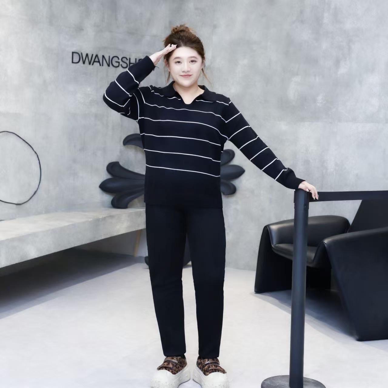 

Plus Size Women s Black Fleece-Lined Skinny Pants with Metal Waistband - Warm & Stylish for Autumn/Winter 3XL (120-140 Jin)