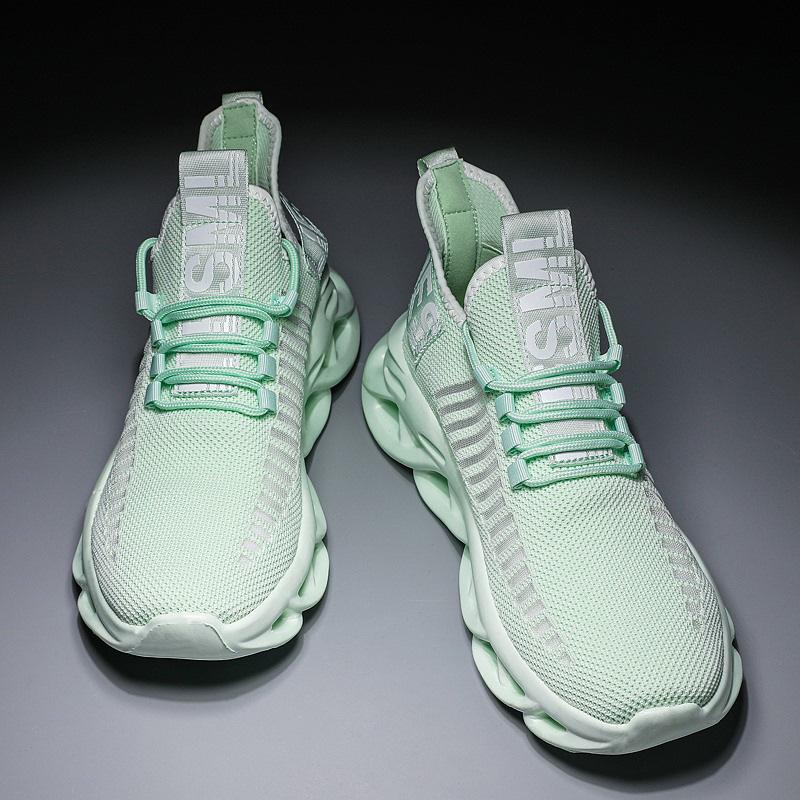 Ultra-light 46 large size men's shoes blade thick sole mesh breathable sports running shoes lightweight twist sole fly-woven shoes