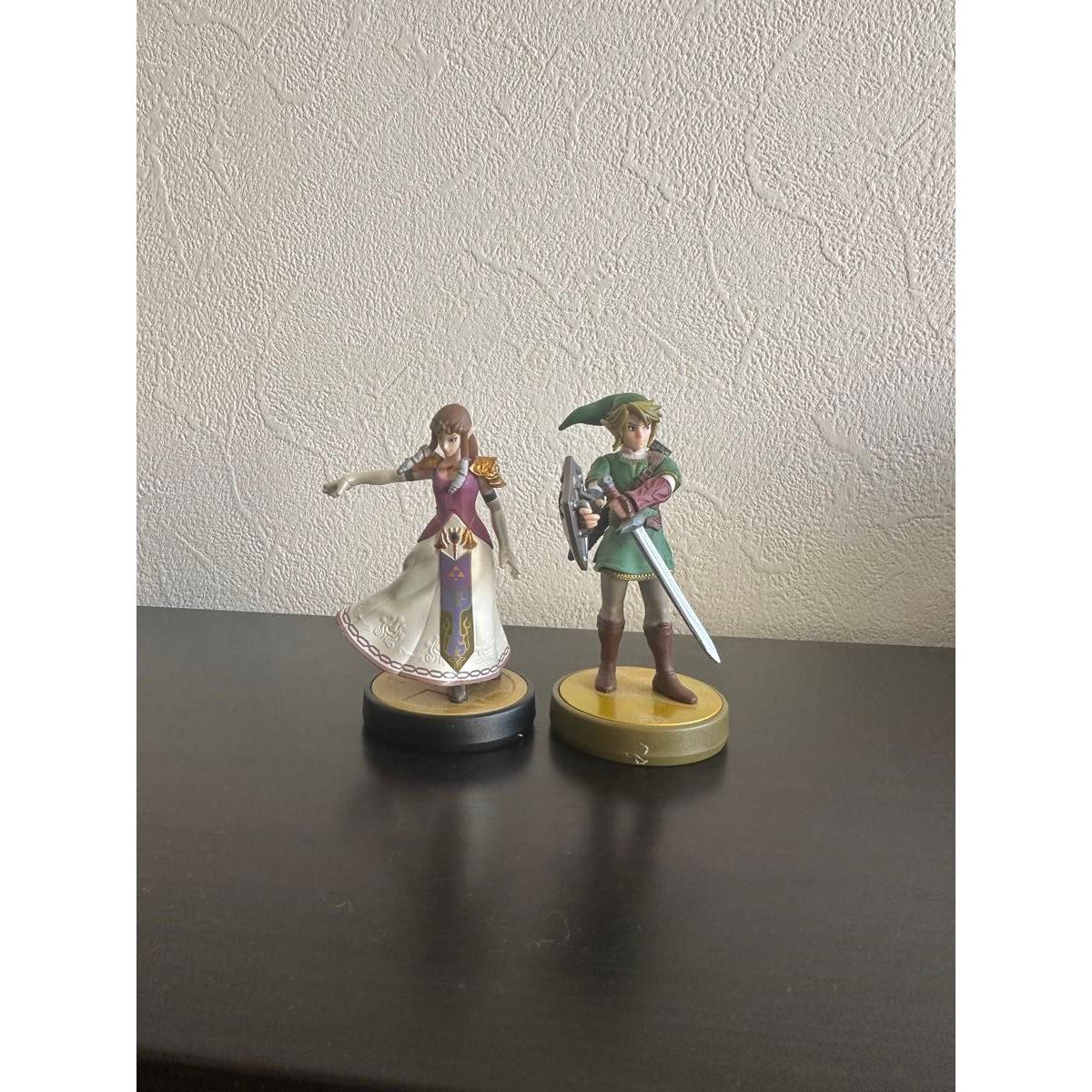 Used The Legend of Zelda amiibo Amiibo The Legend of Zelda amiibo Link Twilight Princess Princess Zelda