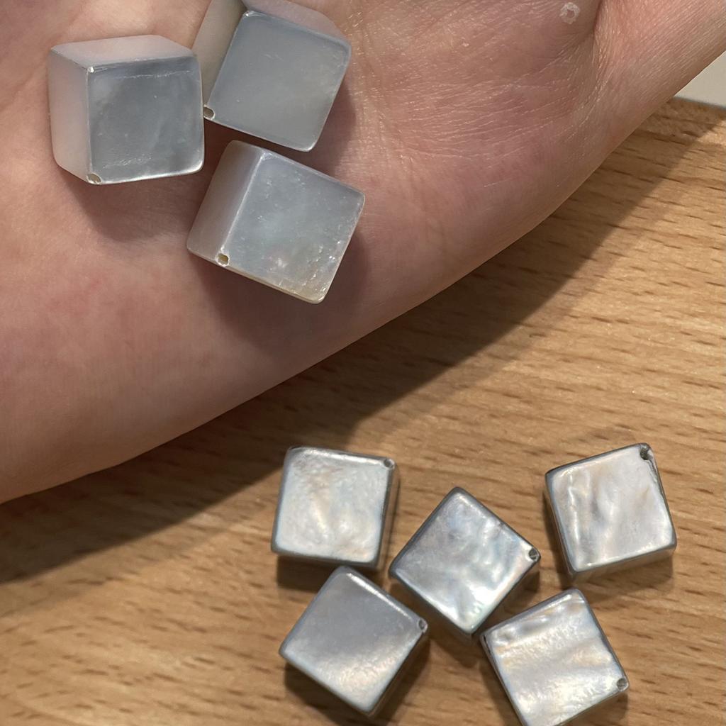 1Pc, Natural White Mother Of Pearl Diagonal Cube Bead 12×12mm Iridescent Seashell Square Charm For DIY Earring Pendant Necklace Jewelry Making