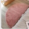 Tapete Oval de Pelo Sintético de Coelho para Casa - Formato Irregular, Pelo Curto Macio, Perfeito para Quarto ou Cabeceira