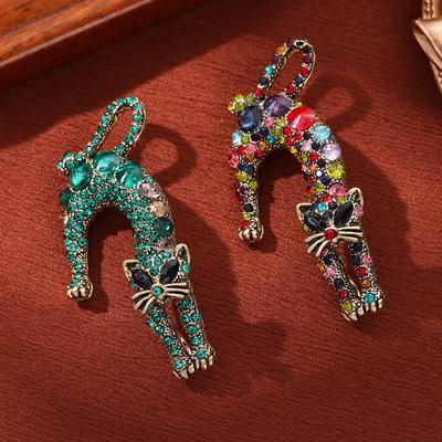 Colorful Cat High-end Elegant and Gorgeous Animal Lazy Catwoman Brooch