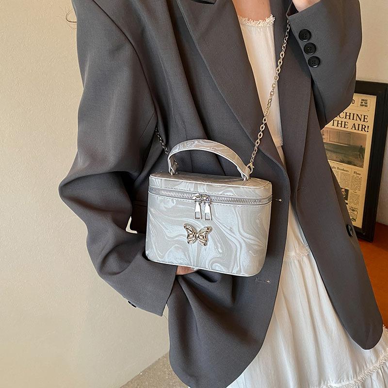 Niche Design Hand-carrying Box Bag Summer New Style Women's Bag Simple and Beautiful Bucket Bag Personalized Shoulder Bag