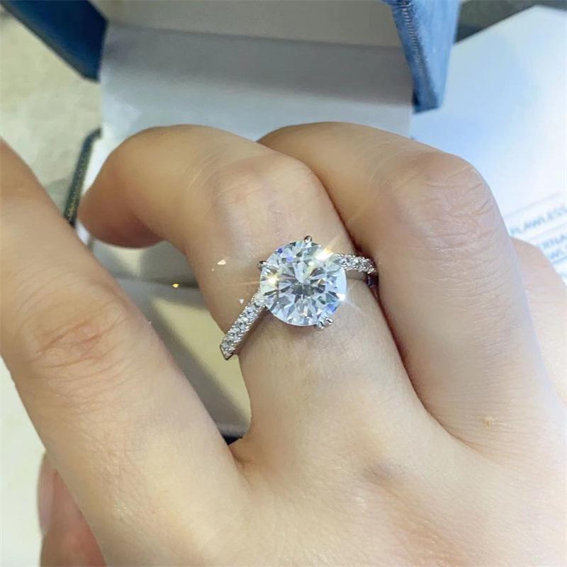 3 Carat D Color Moissanite Ring in AU750 White Gold with Side Stones - Includes Authenticity Certificate