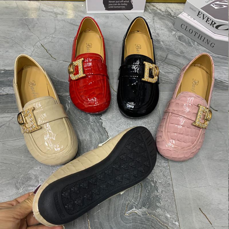 Damen Flache Schuhe Luxus Schuhe Damen Loafer Mokassins Mode Sommer Lackleder Flats Lässig Zapatos Mujer Große Größen