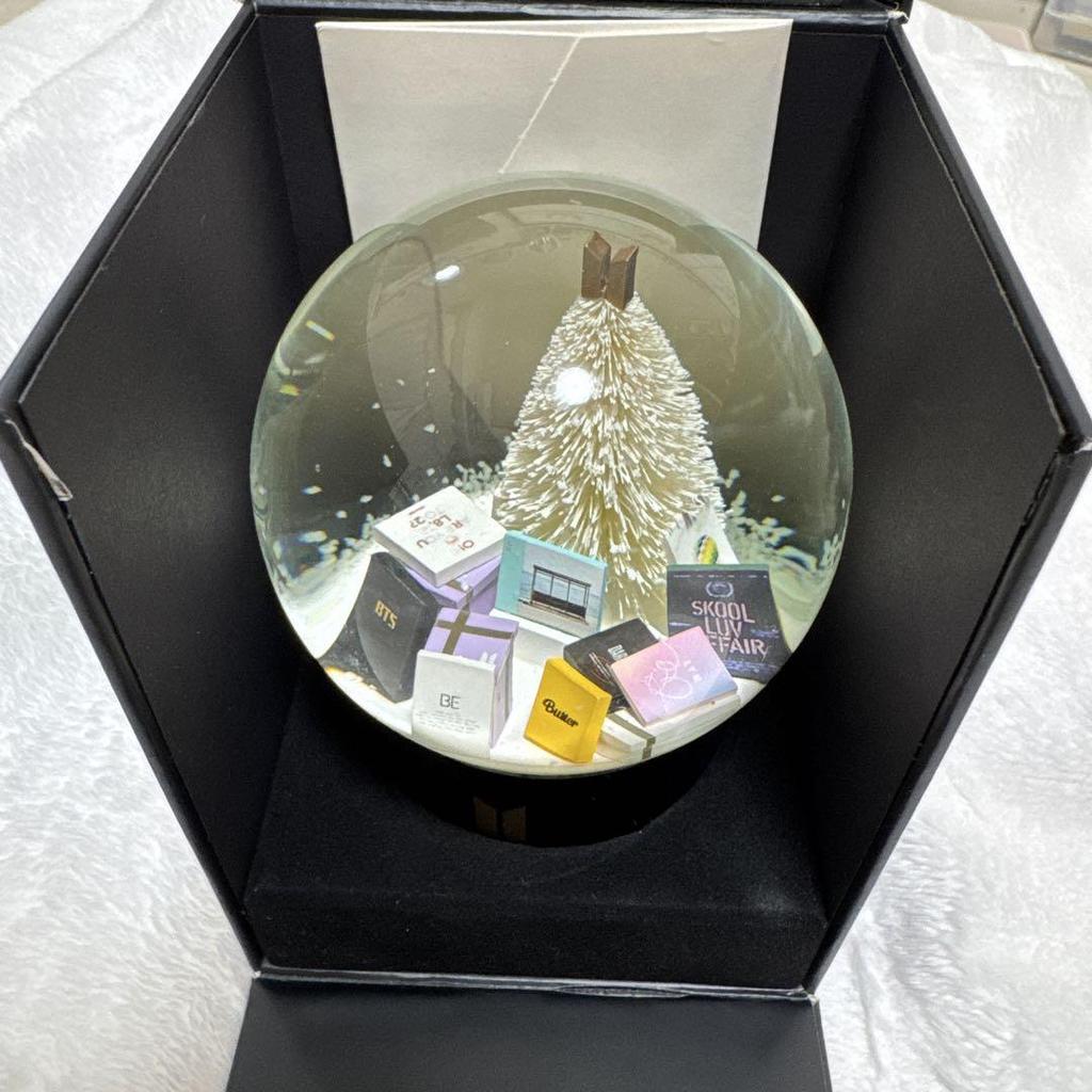 [USED] BTS Snow Globe