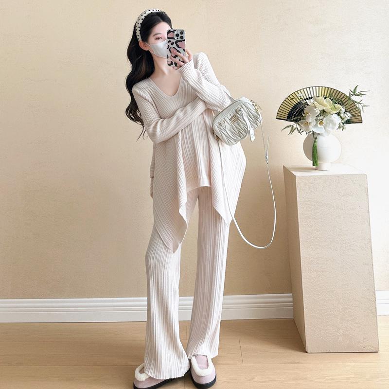 

2026 Autumn/Winter Knit Maternity Fashion: Trendy Knit Top + Wide-Leg Sweater Set M абрикосовий
