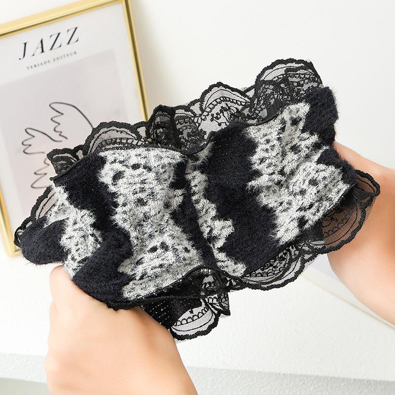 Korean Elegant Black Velvet Lace Women's Hair Tie for Ponytail or Bun