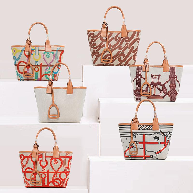 2025 New High-End Fashion Canvas Handbag for Women, Single-Shoulder Large-Capacity Patchwork Leather Versatile Commuting Tote Bag