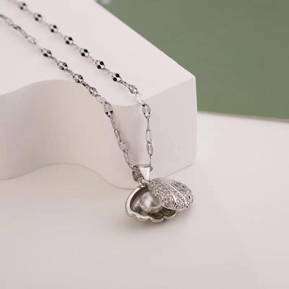 Elegant Oyster Necklace Unique Clavicle Chain New Peach Heart Pearl Necklace Evening Party