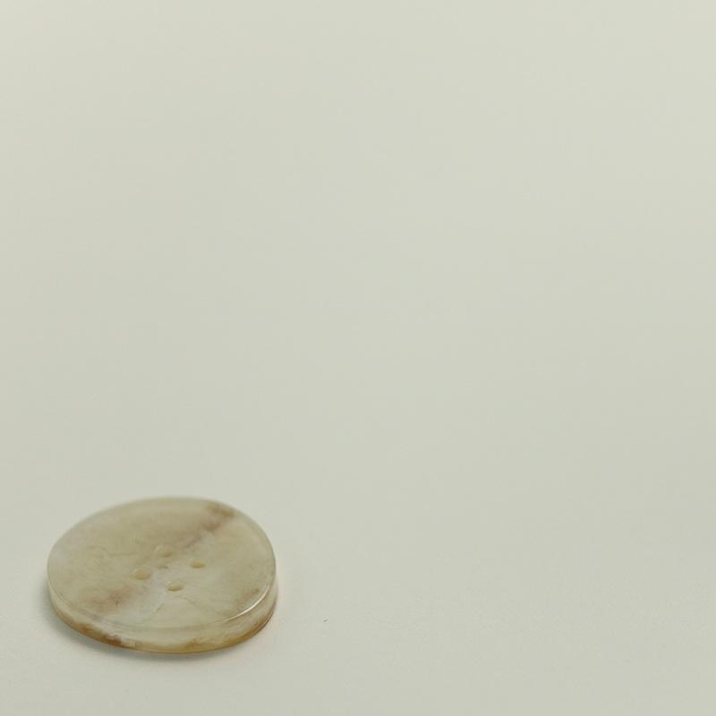 

5Pcs Four-Eye Special-Shaped Buttons, Resin Buttons, Women S Clothing, Fur Coat, Suit Jacket Buckle, Clothes Decoration Buckle Oval & 15mm [Weight 0.4g]