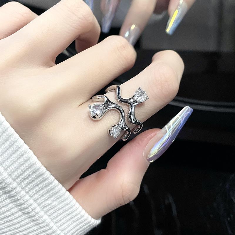 Niche Design Sense Double-Layer Simple Personality Bracelet Zircon Cold Wind Advanced Sense Open Bracelet Women