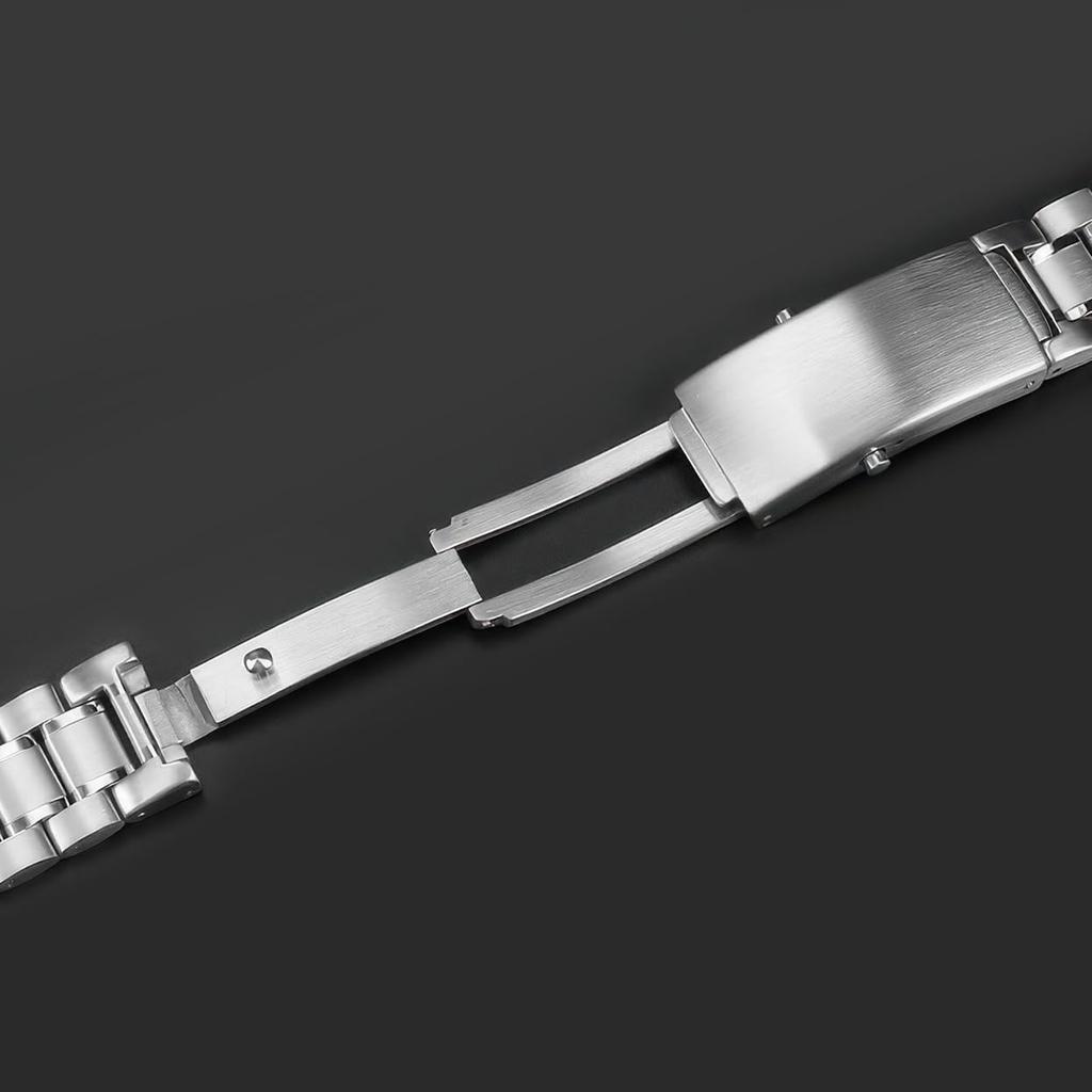 [HiCycle2] This is a 22mm wide, thick stainless steel watch bandbracelet compatible with 45.5mm Omega Planet Ocean Speedmaster watches.