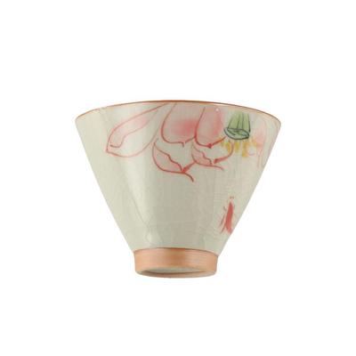 Hand-painted Ge Kiln Ceramic Tea Cup Chinese Lotus Graphic Kung Fu Tea Cup Non-Scald Underglaze Colored Tea Tasting Cups