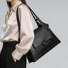 2026 New Shoulder Bag, Fashionable Women's Bag, High-end Sense, Large Capacity Commuting Bag, Casual and Simple Tote Bag for Women
