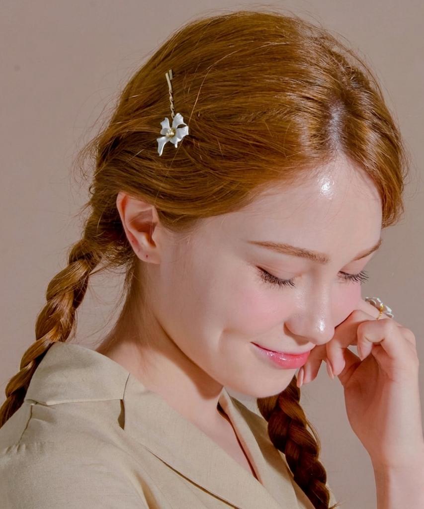 Dana Burton Sweet Iris Pearl Twist Hairpin