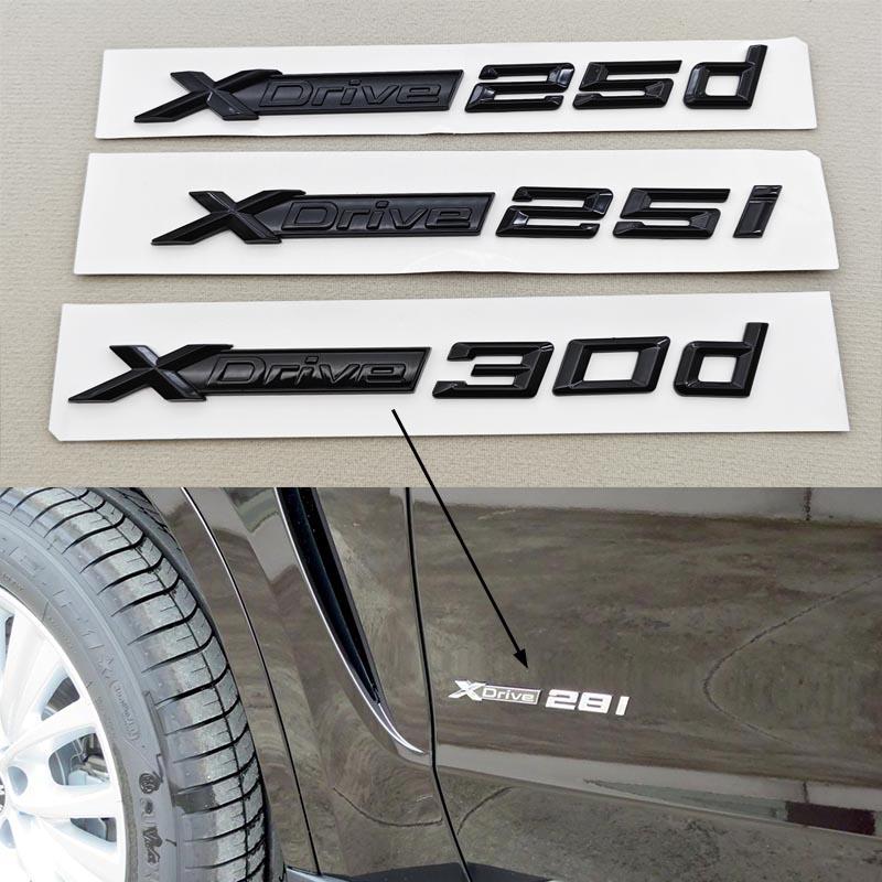 3D ABS Autoaufkleber Logo X1 X2 XDrive20d Heckklappen-Emblem Kotflügel Seiten-Emblem Für BMW Xdrive X1 X2 X3 320d 320i E84 F48 F39 U10 uq2