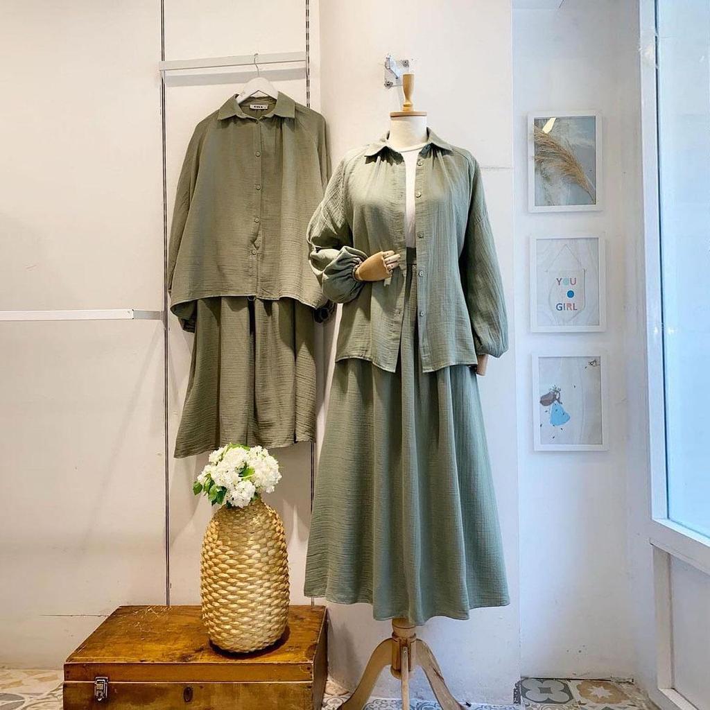 2024 Spring Fashion: Women's Half-Length Skirt Suit with Loose Long-Sleeve Shirt