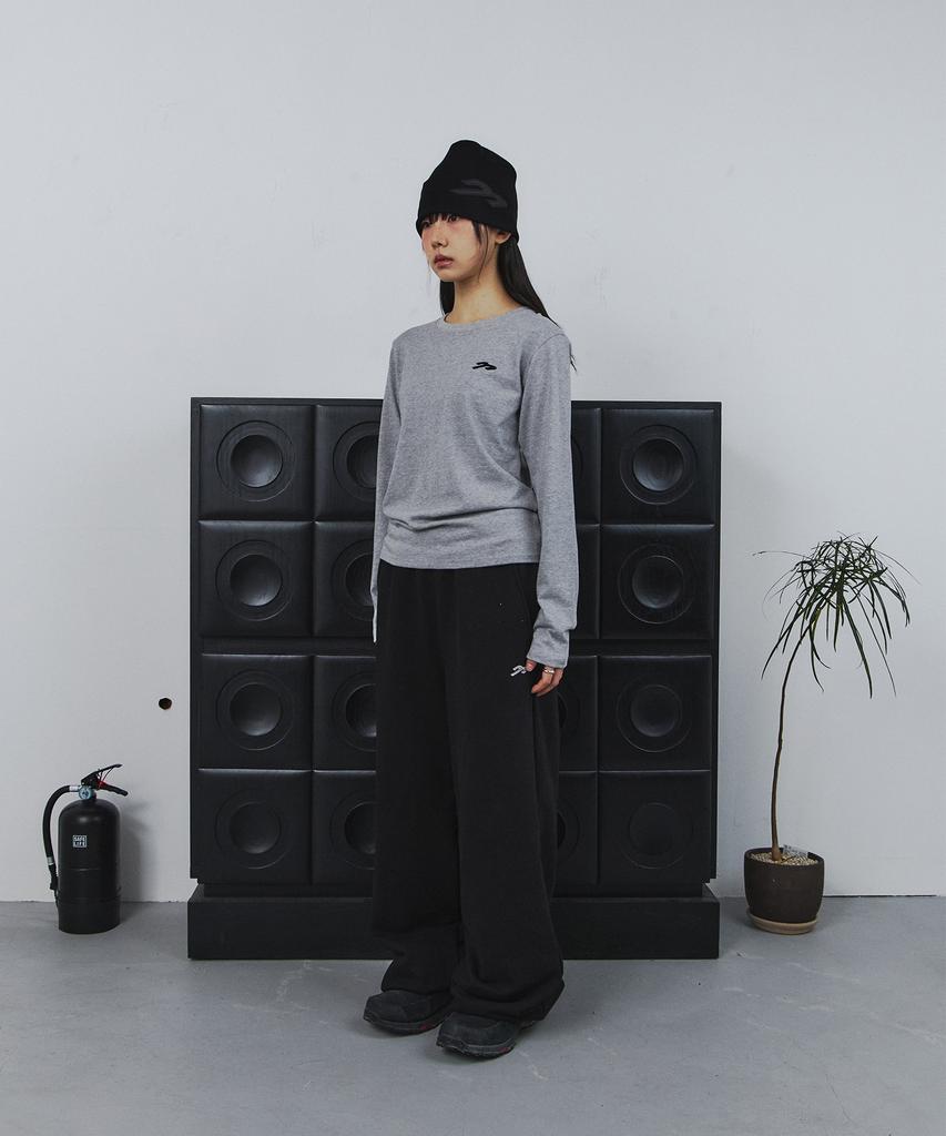 Tansanmageunesyum Pony Hotfix Long Sleeve (Gray)