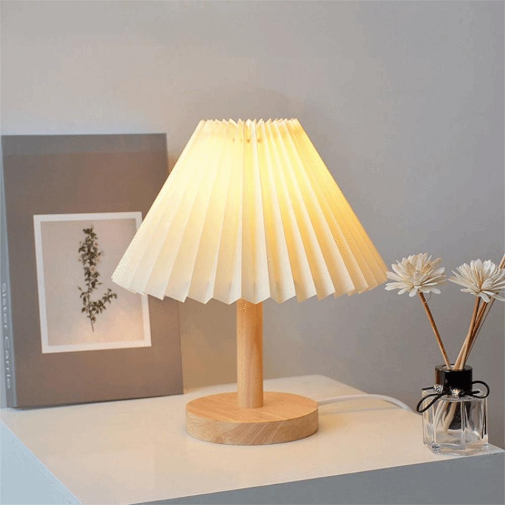 Art Atmosphere Nordic Pleated Table Lamp Home Decoration LED Desk Lamp Card Seat