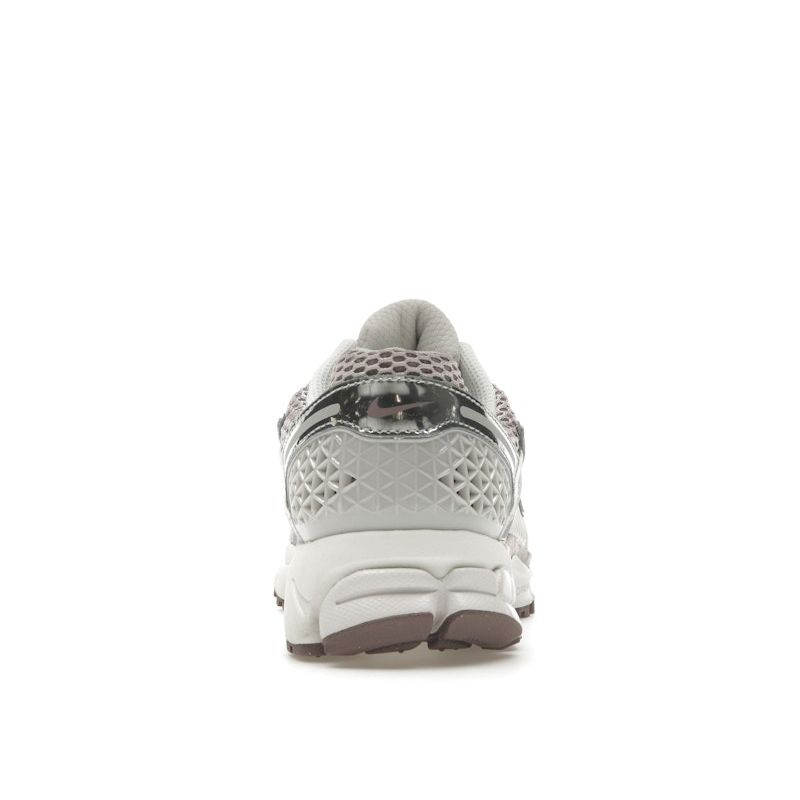 Nike  Air Zoom Vomero 5 Chrome Platinum Violet Women Sneakers Cream Vast-Grey Metallic-Silver HV6417-001