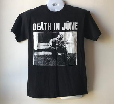 Death In June T-Shirt 90er Remake Retro Band T-Shirt Vintage Stil S-4XL Unisex T-Shirt