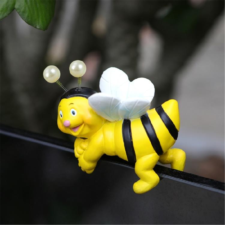2Pieces Cute Climbing Bees Resin Pot Huggers Figurines for Personalizing Garden Patios Balconies and Home Decoration