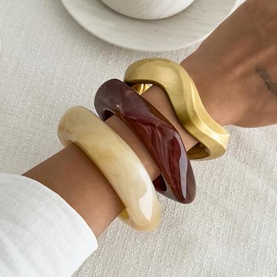 SHIXIN 3 Styles Minimalist Resin Acrylic Thick Wide Bracelet for Women Vintage Irregular Wave Cuff Bangle Charm Hand Jewelry New
