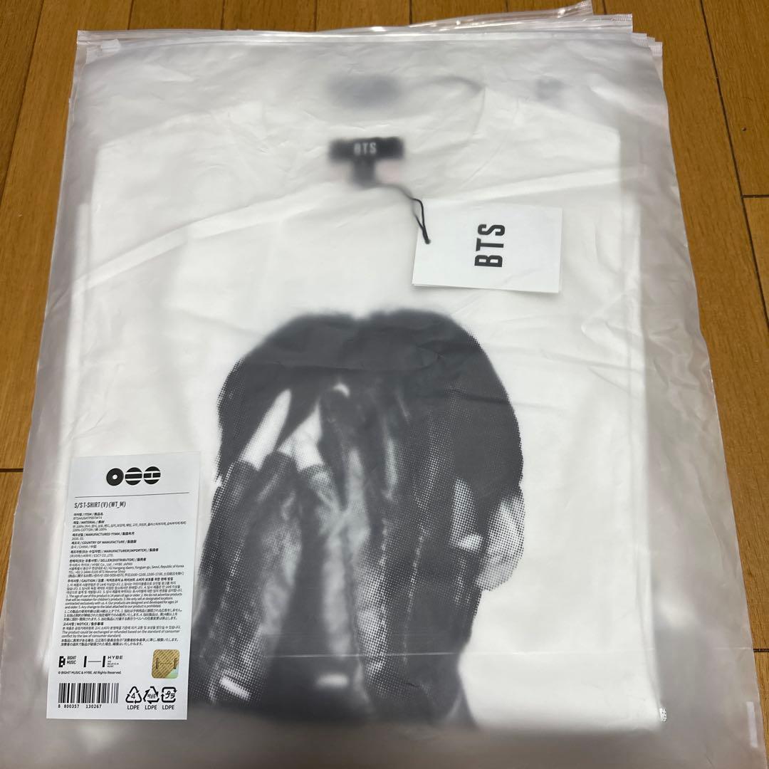 [USED] BTS ARIRANG Official T-Shirt - V (Taehyung)