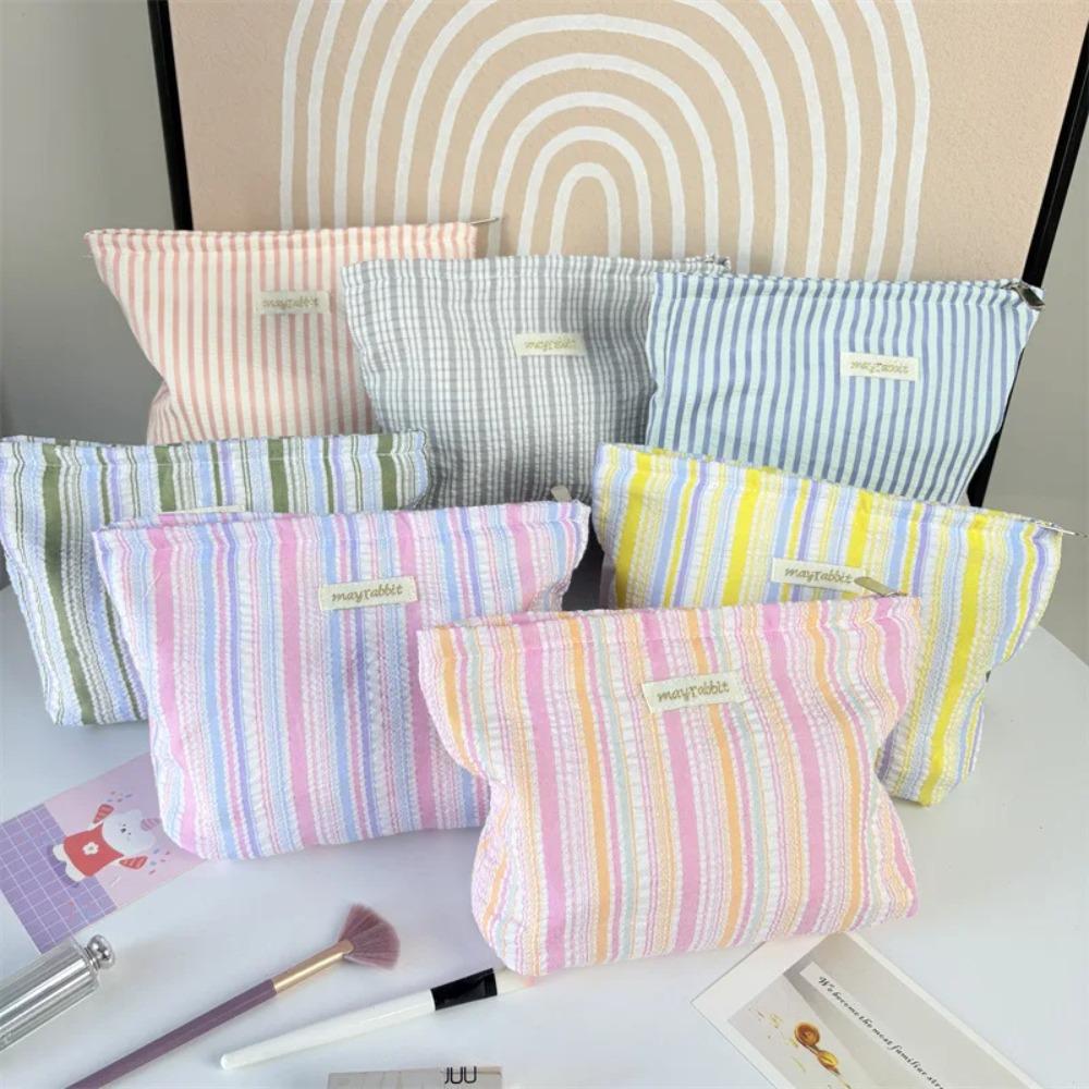 Portable Large Capacity Ruffled Striped Toiletry Bag, Travel Makeup Pouch for Women, Skincare Storage Liner & Cosmetic Organizer