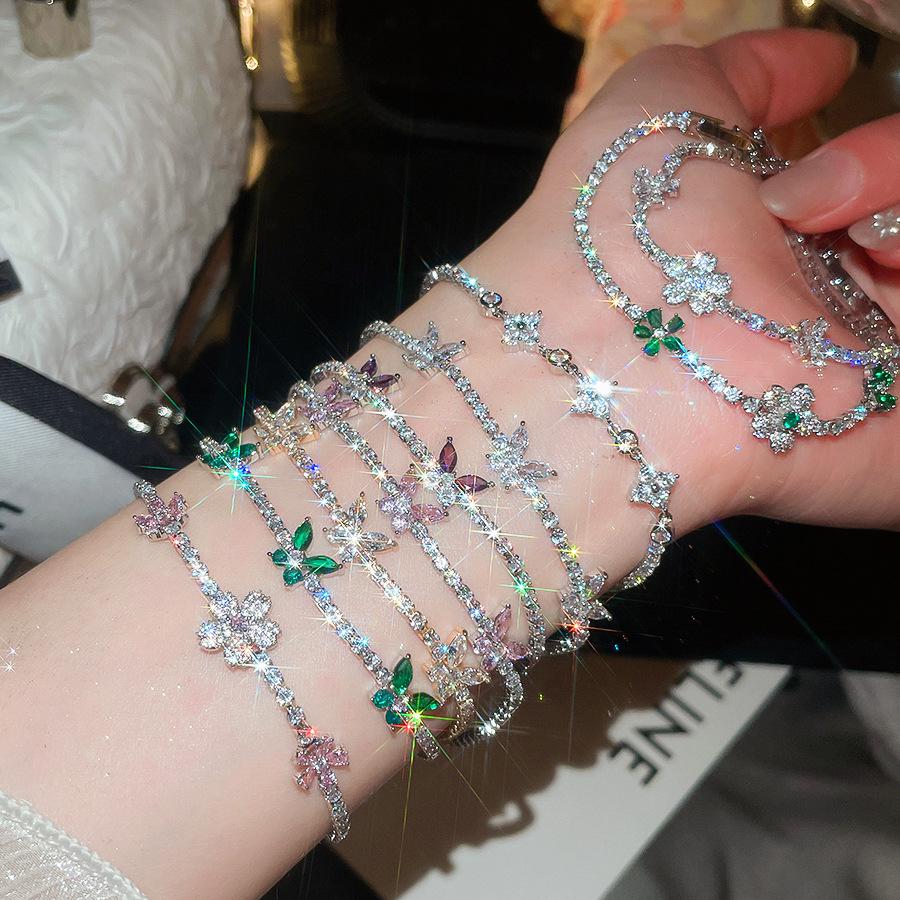 Elegant French Minimalist Zircon Butterfly Bracelet - Luxury Fashion Jewelry with Exquisite Design