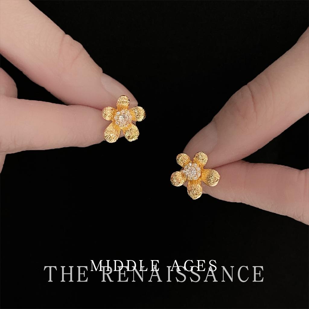 Текстурные серьги-цветы, легкая роскошь, ретро, французские серьги-пусеты, серьги в гонконгском стиле