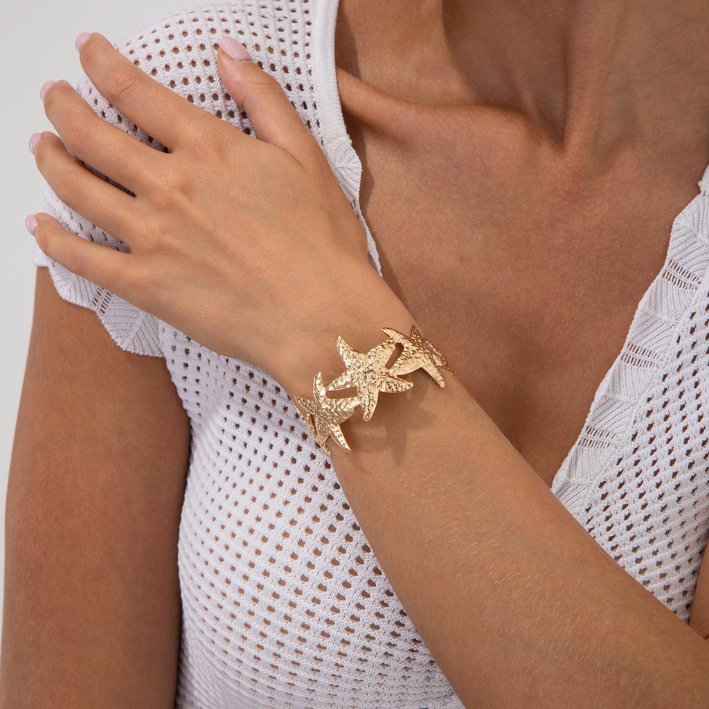 Fashion Exaggerated Starfish Conch Bracelet Bracelet Design Sense Metal Scallop Shell Open Bracelet