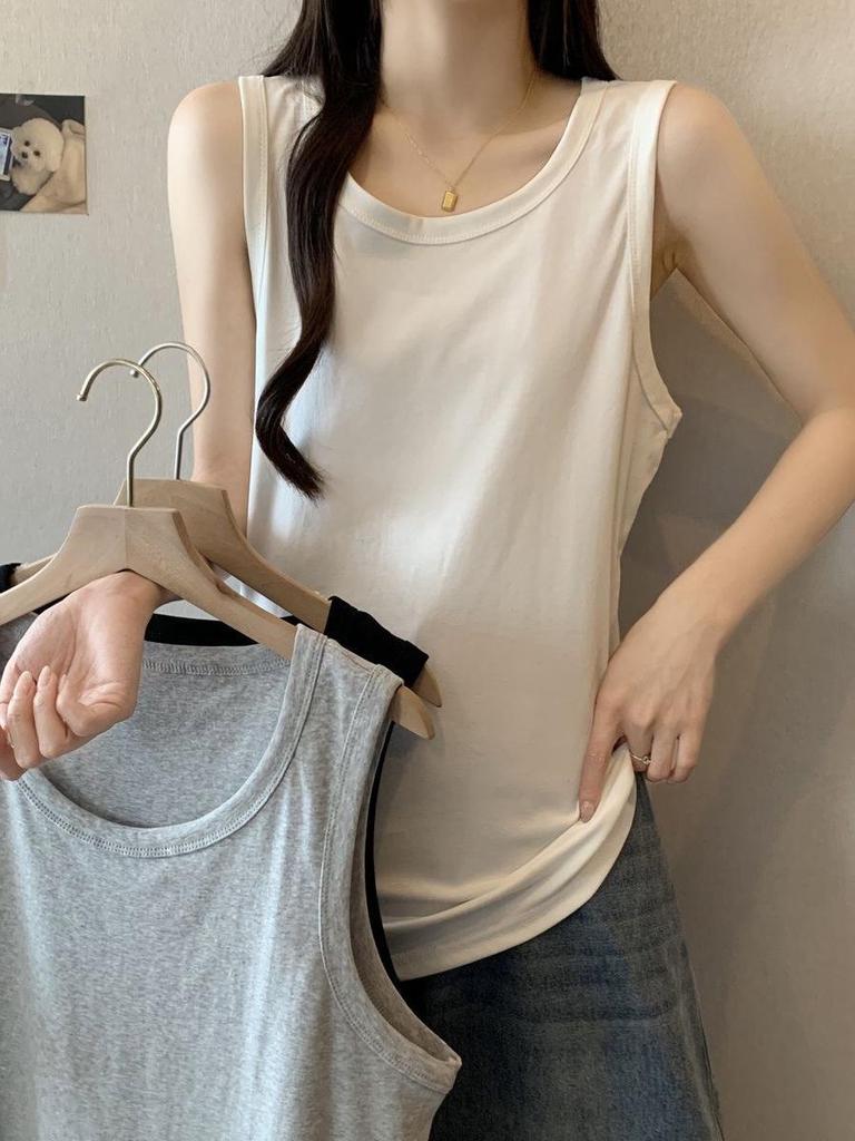 2026 Women's Plus Size Racerback Tank: Solid Color Sleeveless Camisole for Summer