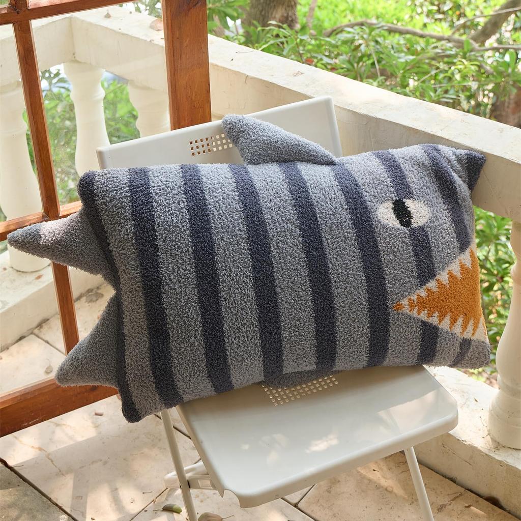 MOKOYA Flauschiges Hugmochi Kissen, Plüschtier, Groß, Niedliches Sofa-/Stuhlkissen, Nickipillenkissen Größe, MocoTomo Stilvolles Haifisch-Design, Jowy