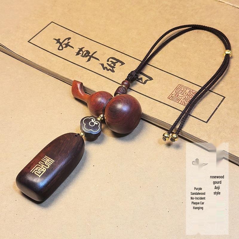 Sandalwood Gourd Pendant: High-End Rearview Mirror Amulet for Men and Women