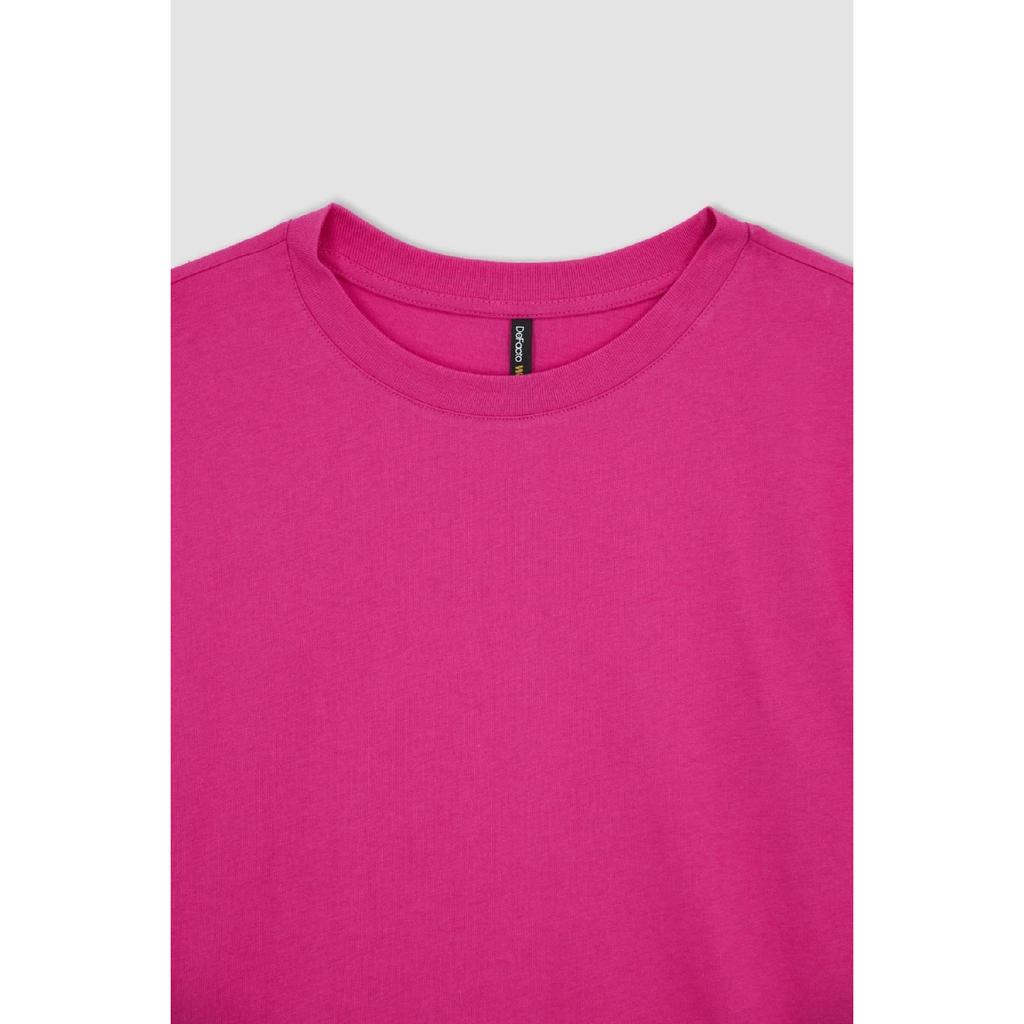 Tricou cu mânecă scurtă cu decolteu obișnuit, de formă regulată