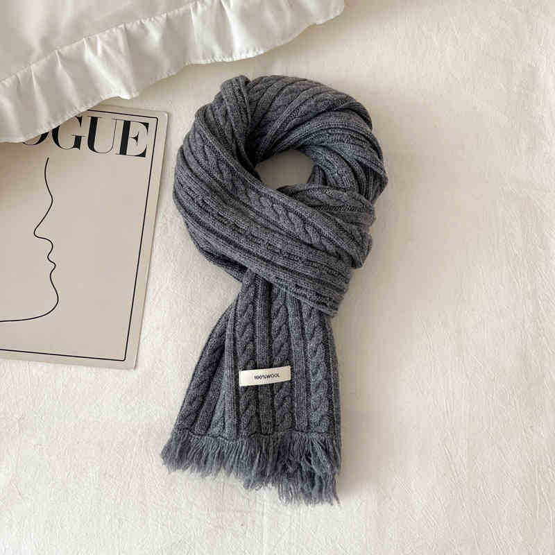 Delicate Twist Solid Color Wool Scarf Female Soft Couple Scarf