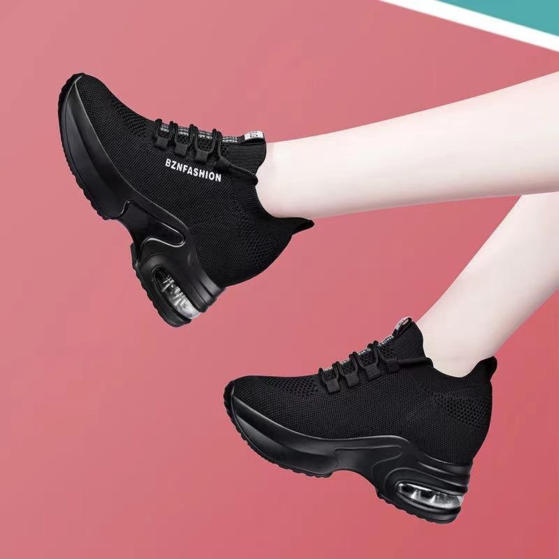Women's Summer Breathable Soft-Soled Height-Increasing Casual Shoes, Dance Style Versatile Fashionable Footwear For Seniors.