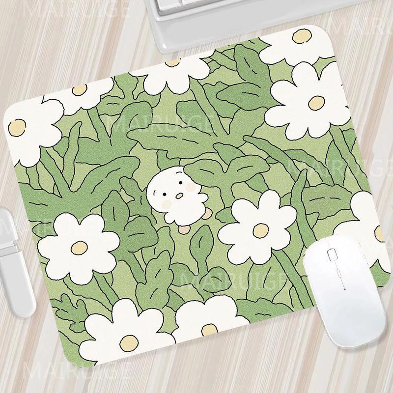 Green Small Mouse Pads Mouse Carpets Cute Desk Mats Kawaii Tulip Gaming Accessories Mouse Mat Gamer Surface for Computer Mouse