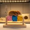 Jouet interactif de fitness pour hamster avec support – Équipement de jeu pour la recherche de nourriture, le soulagement du stress et l'enrichissement pour petits animaux de compagnie